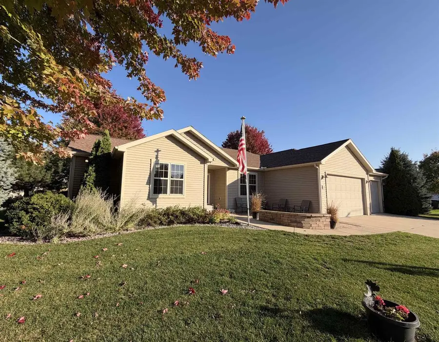 110 Grandview Court, Columbus, WI 53925 - #2