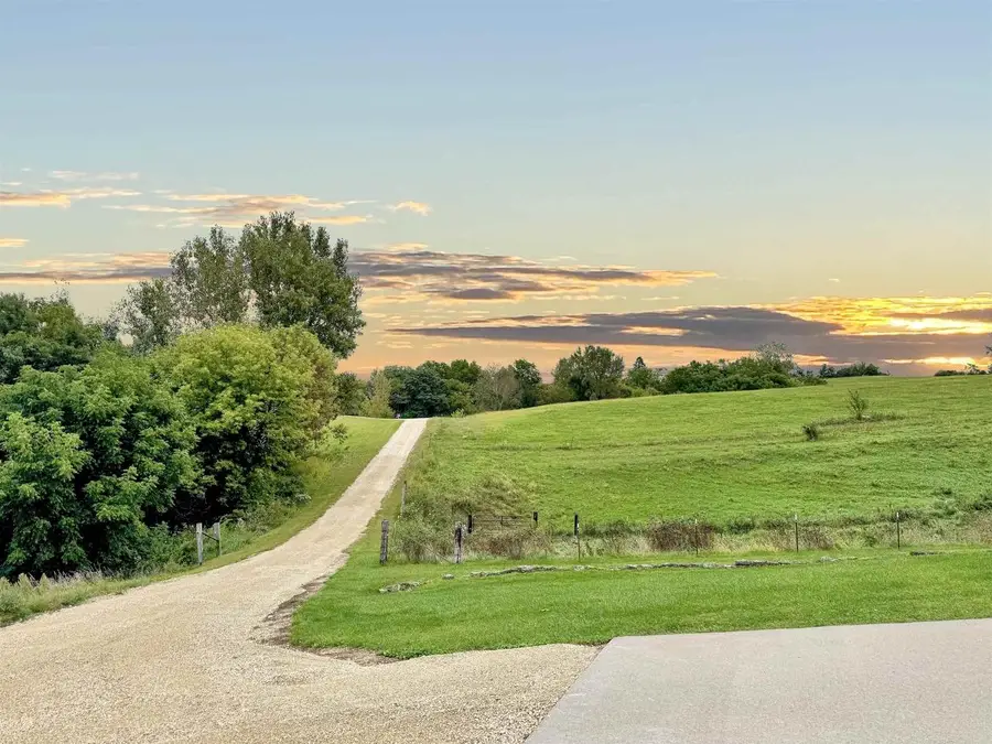 61988 Wildwood Drive, Prairie Du Chien, WI 53821 - #3