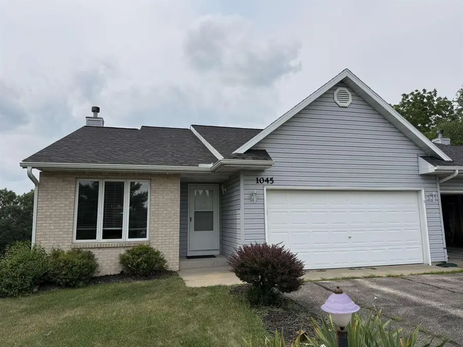 1045 Saddle Ridge, Portage, WI 53901 - #2