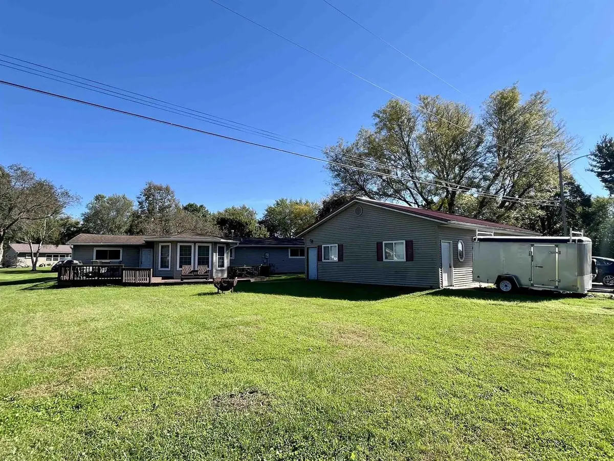 112 Circle Drive, Boscobel, WI 53805 - #1