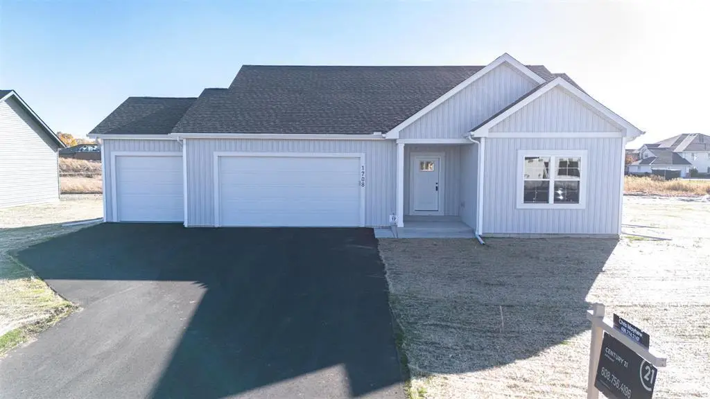 512 Ridge Court, Orfordville, WI 53576 - #1