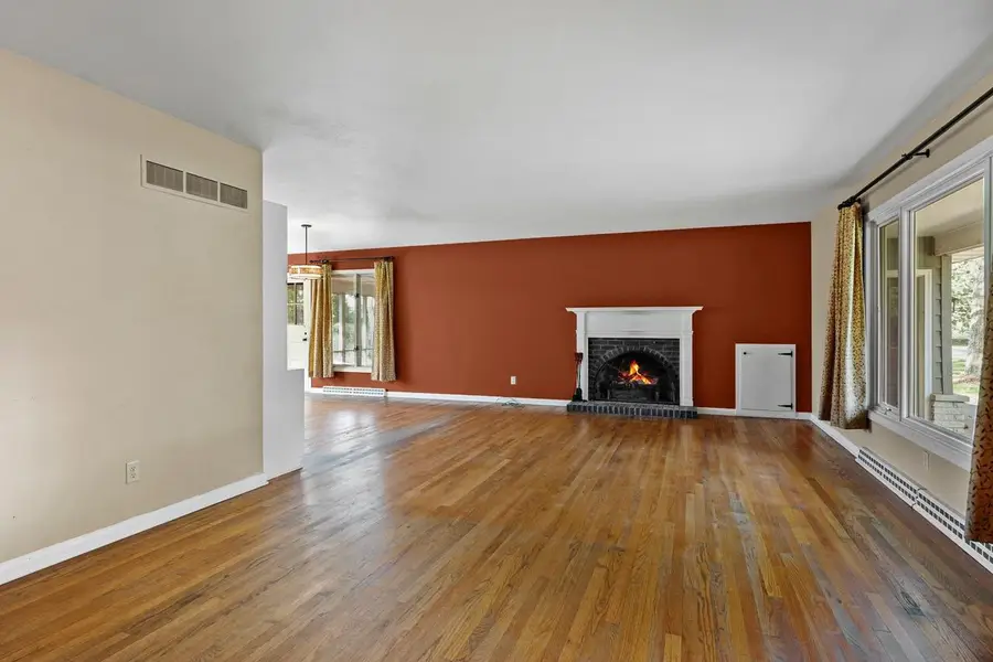 6625 S Oak Lane, Windsor, WI 53598 - #3