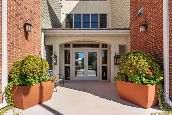 440 Water Street #205, Prairie Du Sac, WI 53578