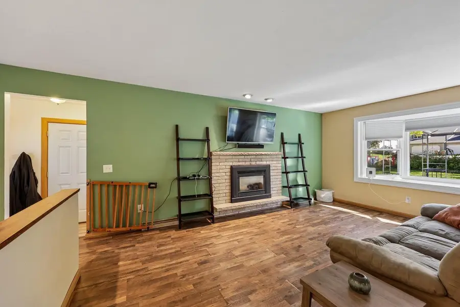 17 St Albans Avenue, Madison, WI 53714 - #3