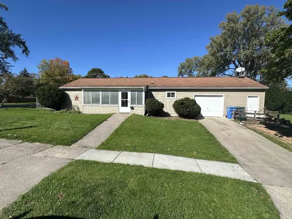 526 Badger Drive, Baraboo, WI 53913