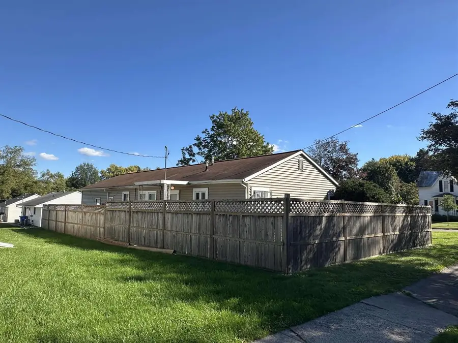 526 Badger Drive, Baraboo, WI 53913 - #2
