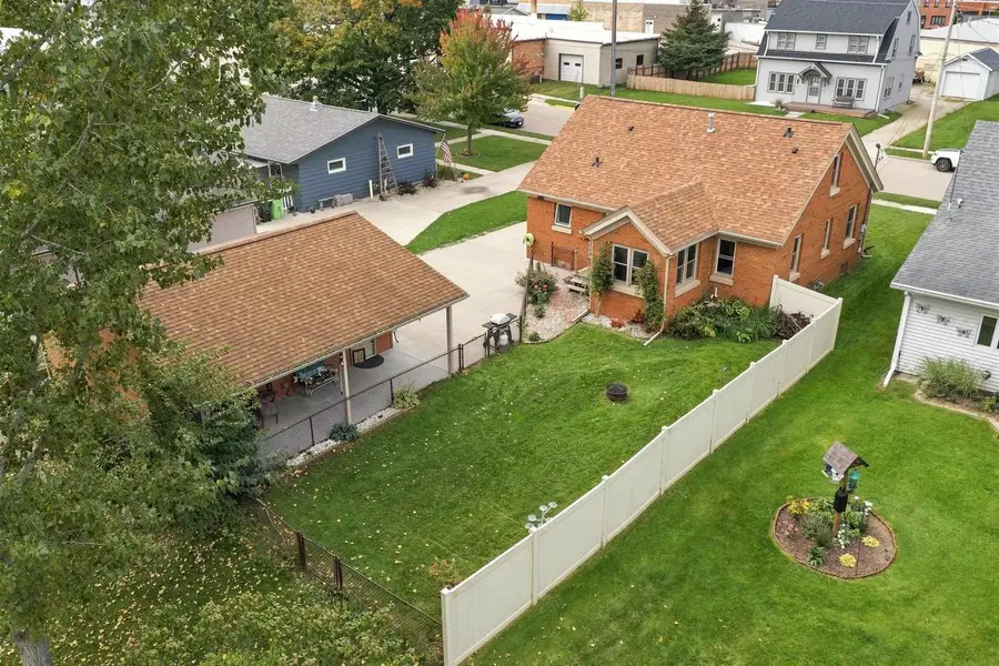 106 Center Street, Fox Lake, WI 53933 - #3