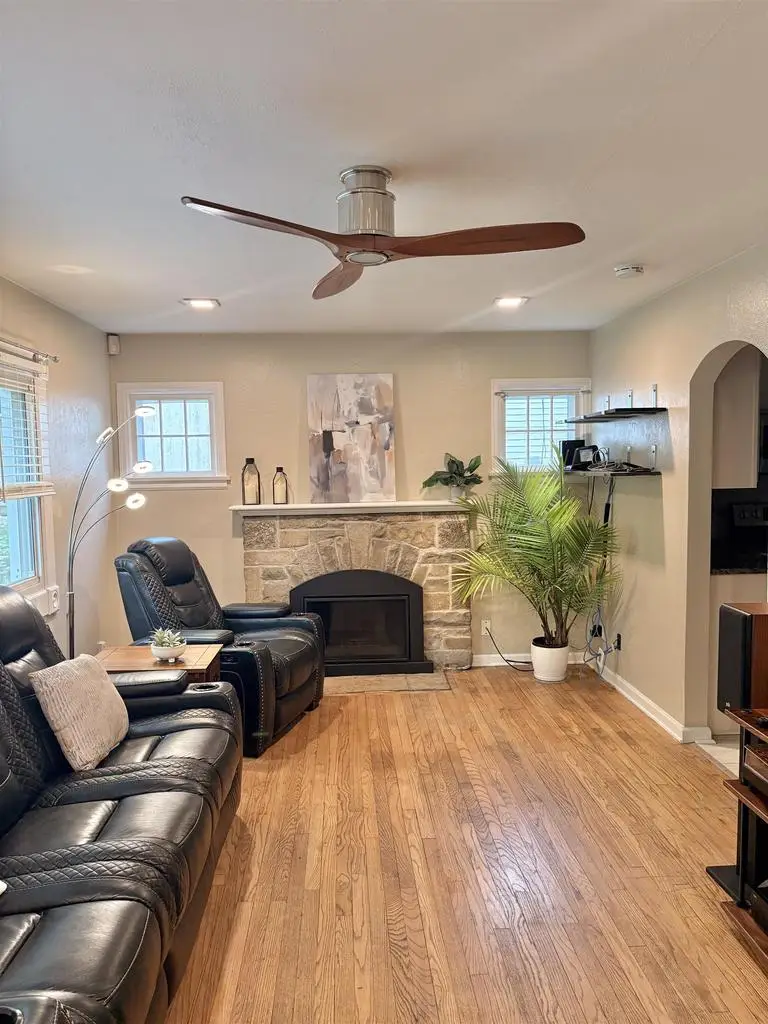 5513 Old Middleton Road, Madison, WI 53705 - #2