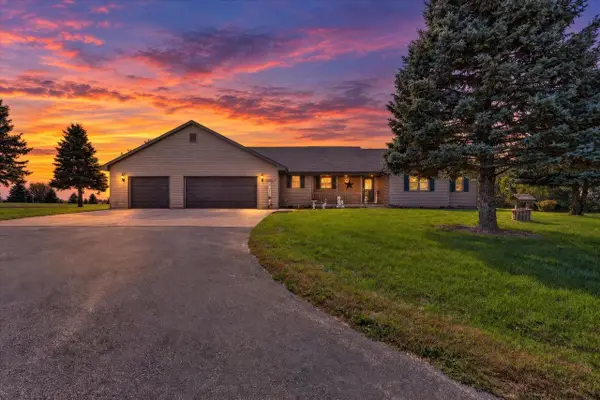 5541 W County A Road, Janesville, WI 53548