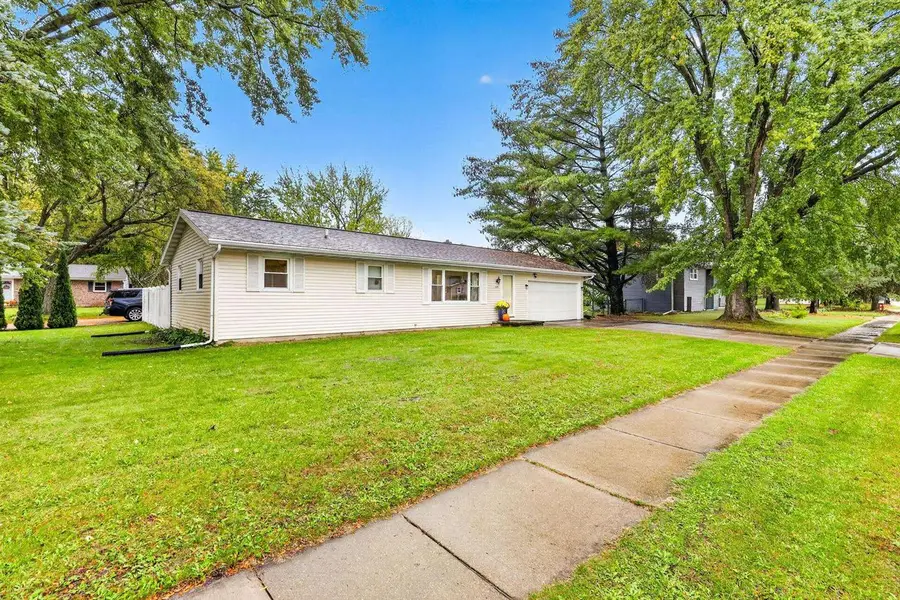 1475 Steven Street, Sun Prairie, WI 53590 - #2