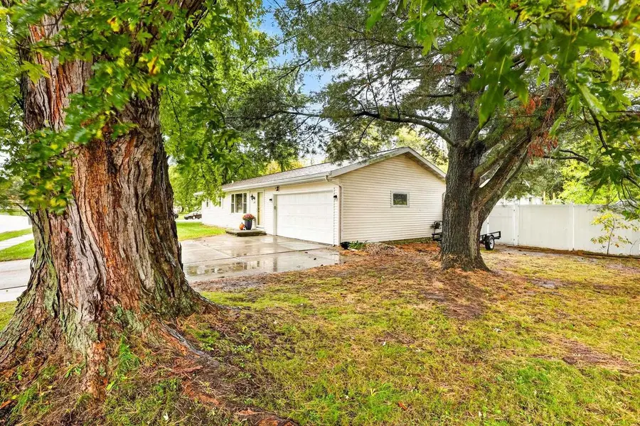 1475 Steven Street, Sun Prairie, WI 53590 - #3