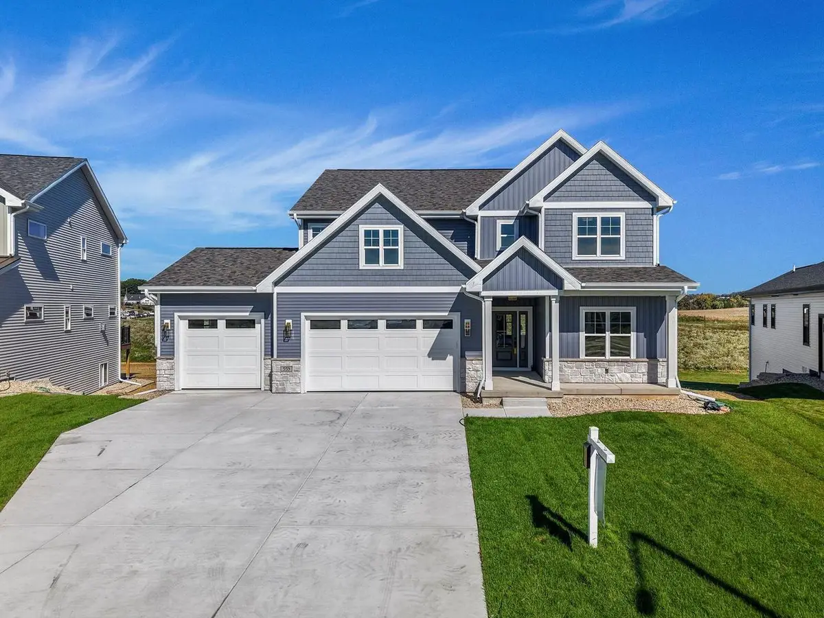 559 Morning Cove Circle, Verona, WI 53593 - #1