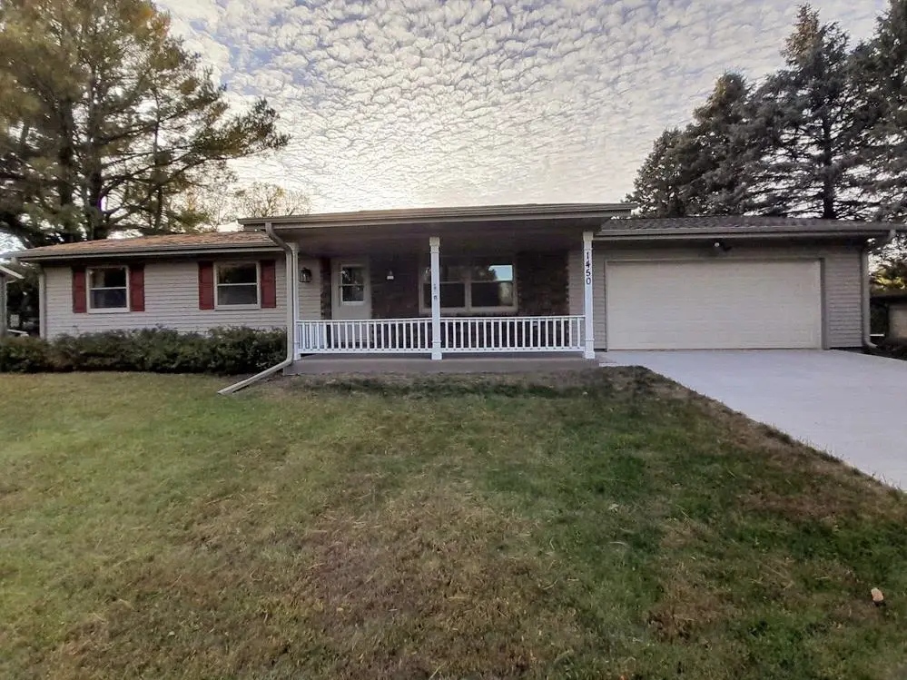 1450 Country Club Court, Platteville, WI 53818 - #1