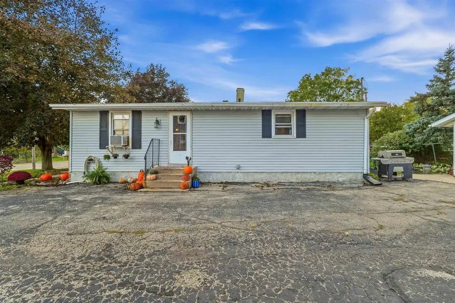 730 S Center Street, Beaver Dam, WI 53916 - #3