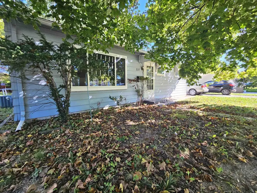 327 Hitchcock Street, Baraboo, WI 53913 - #2