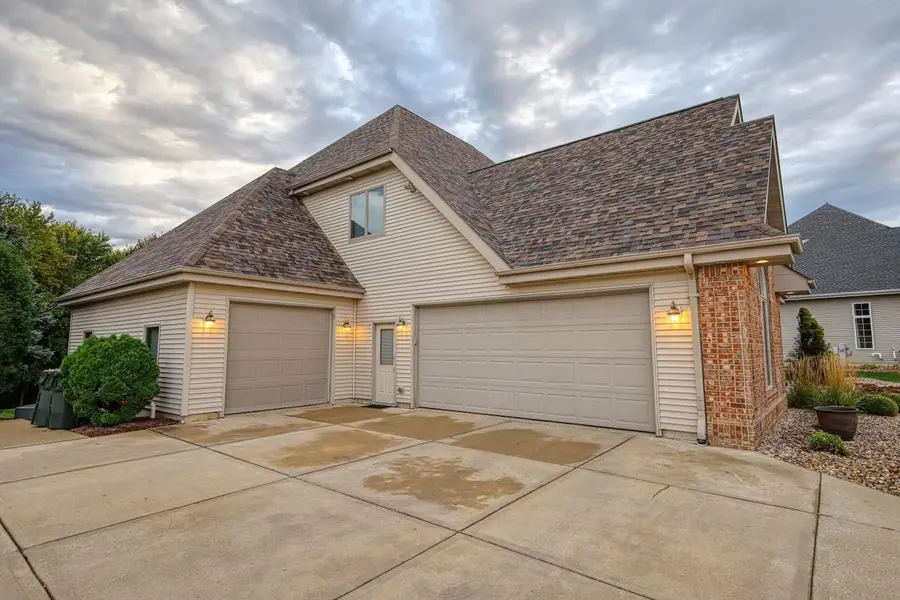 1225 Saint Patrick Way, Sun Prairie, WI 53590 - #3