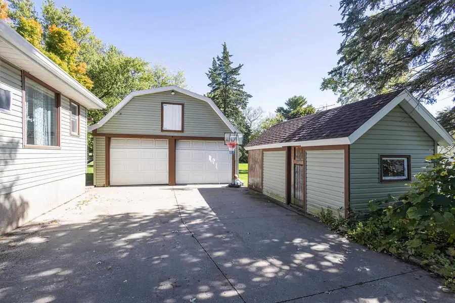 1125 Eastman Street, Platteville, WI 53818 - #3