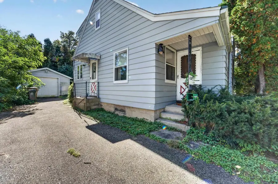 4207 Doncaster Drive, Madison, WI 53711 - #2