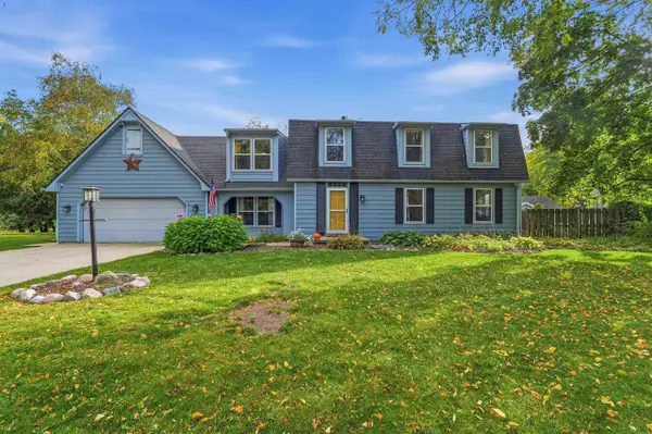 104 Edgevale Circle, Beaver Dam, WI 53916
