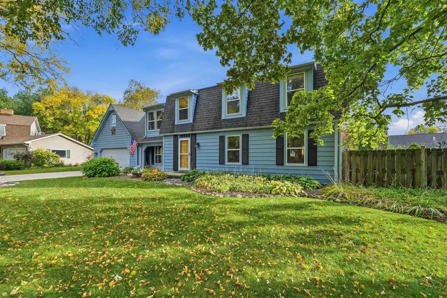 104 Edgevale Circle, Beaver Dam, WI 53916 - #2