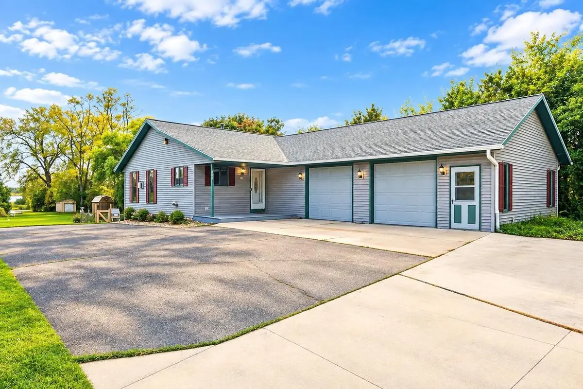 727 E Clay Street, Whitewater, WI 53190 - #1