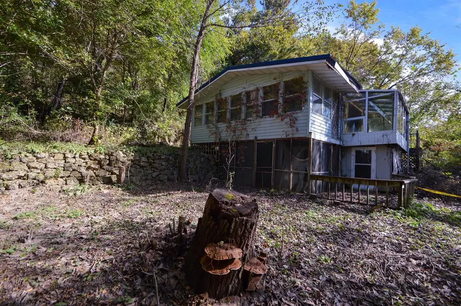 63276 County Rd N, Prairie Du Chien, WI 53821 - #3