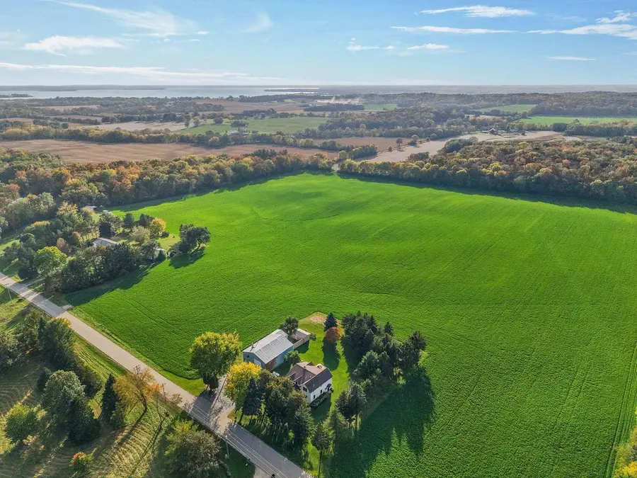 N2575 Kunz Road, Fort Atkinson, WI 53538 - #2