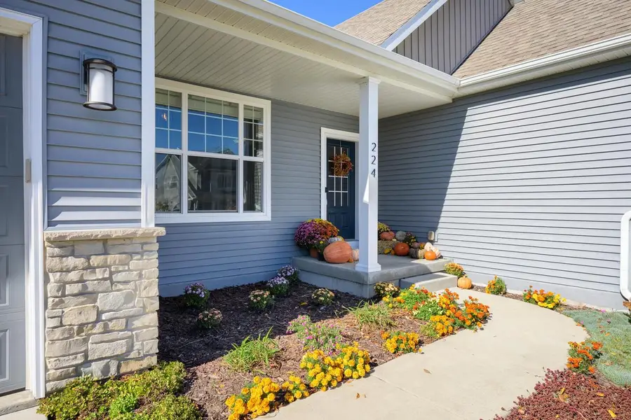 224 Sunshine Lane, Verona, WI 53593 - #2