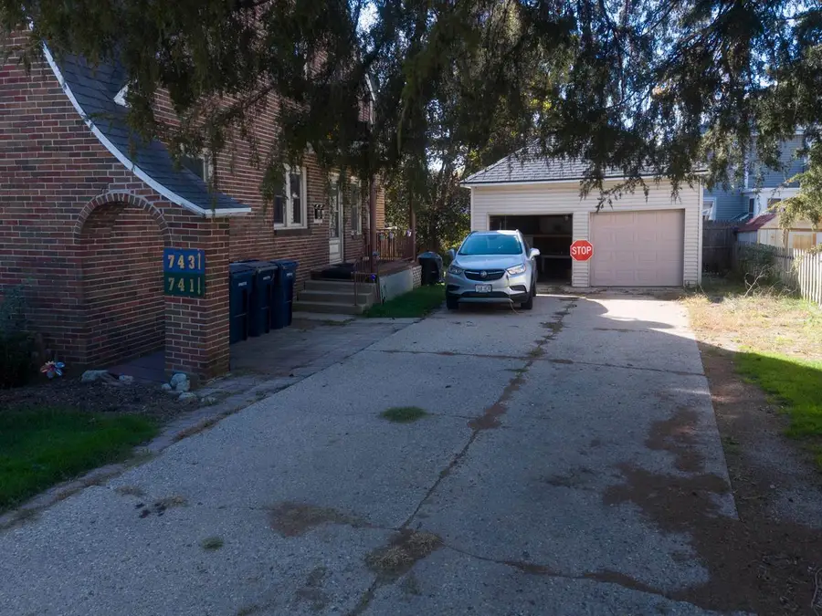 741 743 Caroline Street, Janesville, WI 53545 - #2