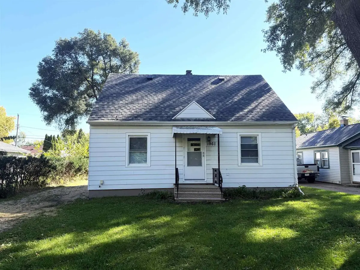 1961 S Glen Avenue, Beloit, WI 53511 - #1