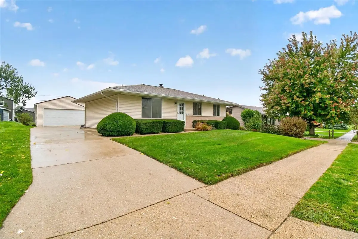 2120 Hubbard Street, Janesville, WI 53546 - #1