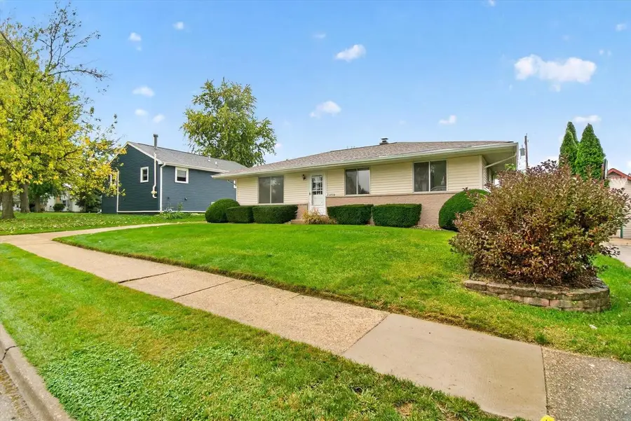 2120 Hubbard Street, Janesville, WI 53546 - #3