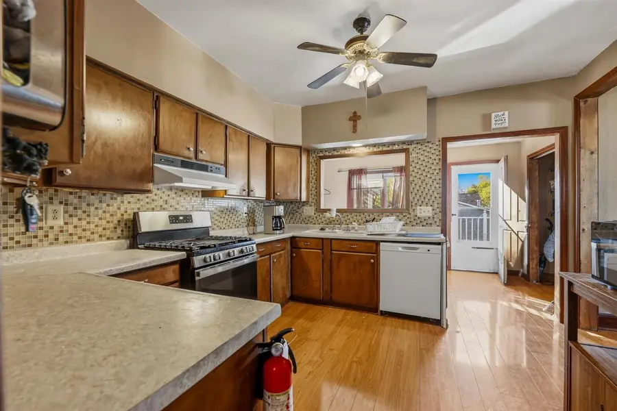 439 N Walnut Street, Mayville, WI 53050 - #3