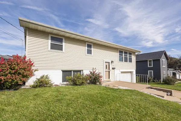 340 E Lewis Street, Platteville, WI 53818