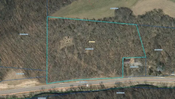 63450 County Road N, Prairie Du Chien, WI 53821