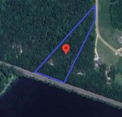 4997 Starlight Lane, Cassville, WI 53806