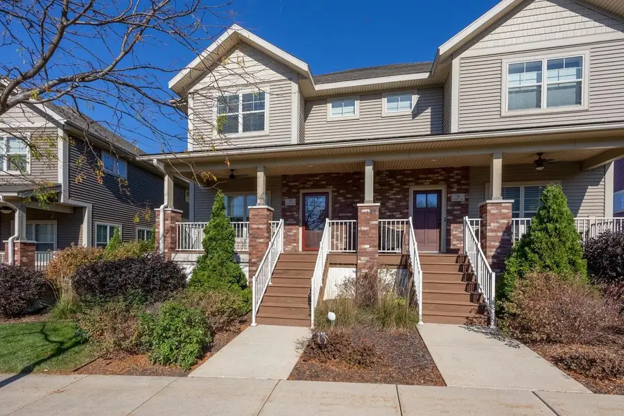 33 Sinatra Way, Fitchburg, WI 53711 - #2