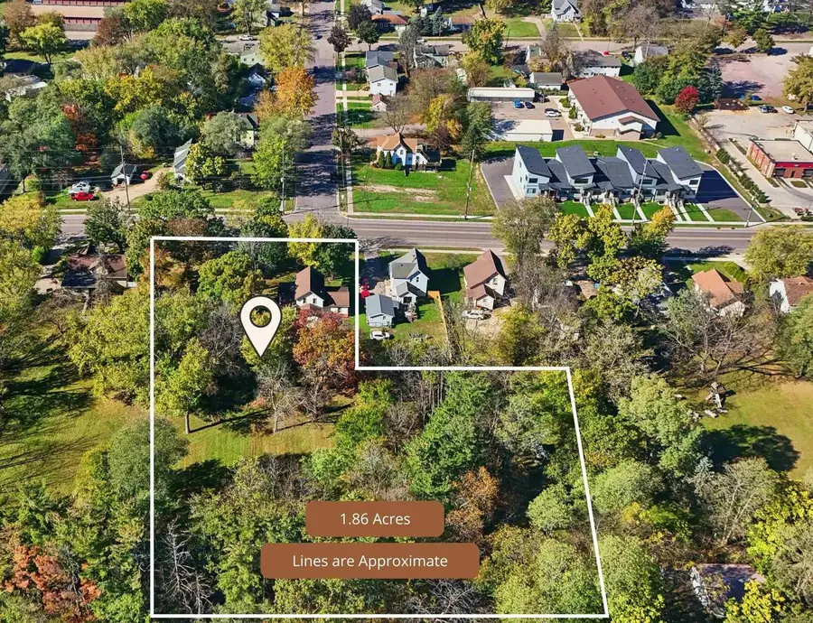 247 S Dewey Avenue, Reedsburg, WI 53959 - #3