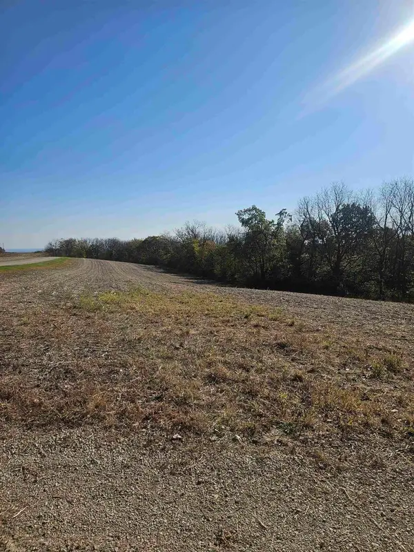 Nature Lane, Prairie Du Chien, WI 53821