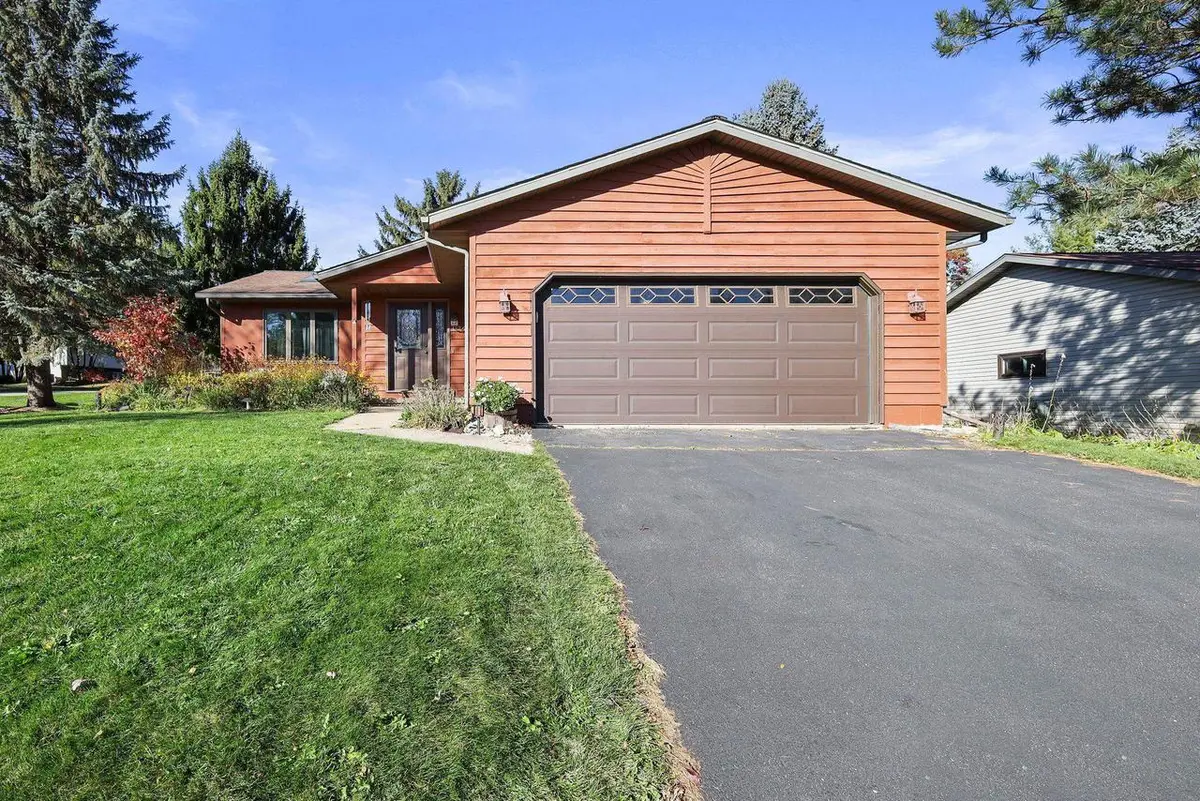 1126 Sunfield Street, Sun Prairie, WI 53590 - #1
