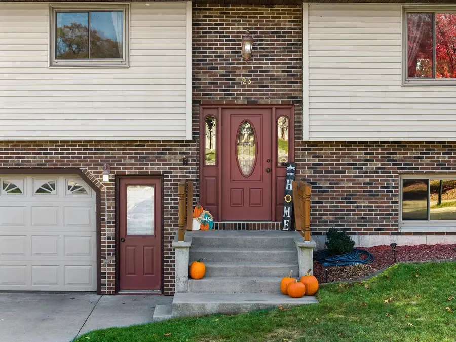 23 Barbara Ann Drive, Reedsburg, WI 53959 - #3