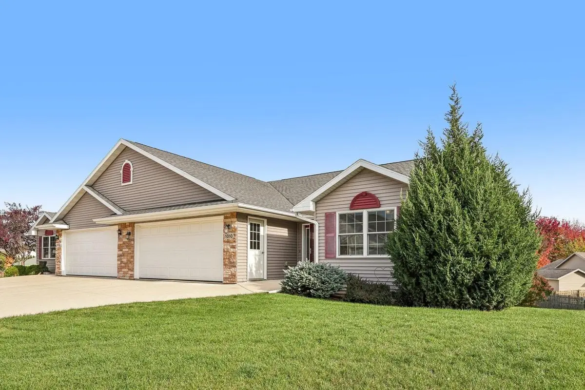 1010 4th Street, Monroe, WI 53566 - #1
