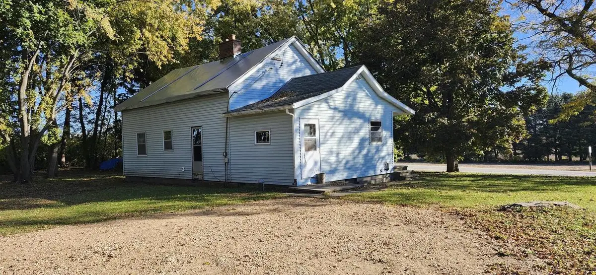 W4908 Bradley Road, Rio, WI 53960 - #1