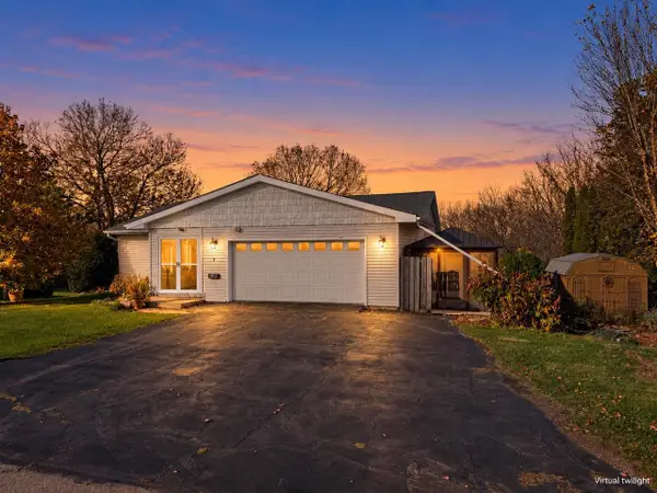 7 Parkwood Drive, Lancaster, WI 53813