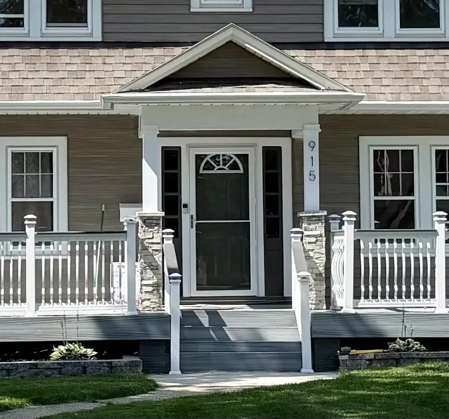 915 N Garfield Avenue, Janesville, WI 53545 - #2