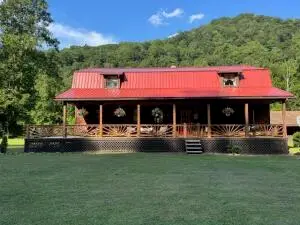 3998 Bergoo Rd, Webster Springs, WV 26288 - #2