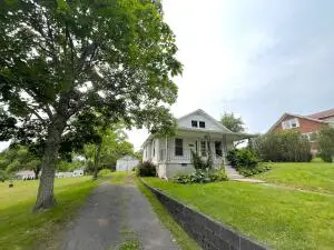 5649 Gatewood, Fayetteville, WV 25840