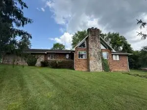 712 Summerlee Ave, Oak Hill, WV 25901 - #1