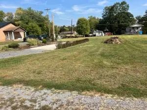142 Washington St, Alderson, WV 24910 - #3