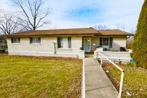 115 Dummitt Ave, Fayetteville, WV 25840 - #2